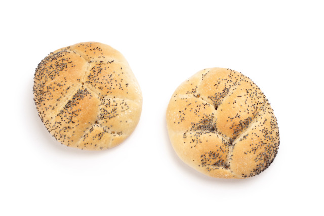 Houska raženka sypaná mákem 