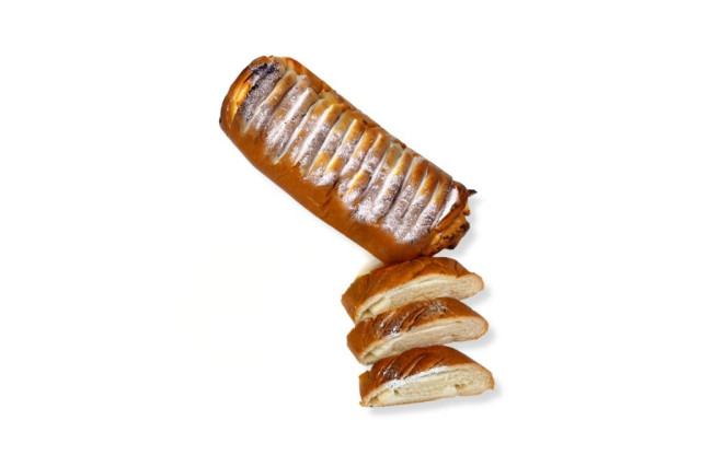 Závin s tvarohovou náplní